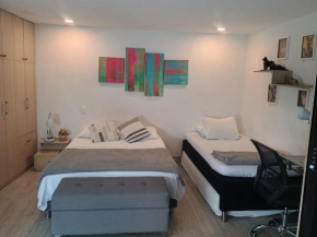 1 a 2 personas Poblado Suite&Loft